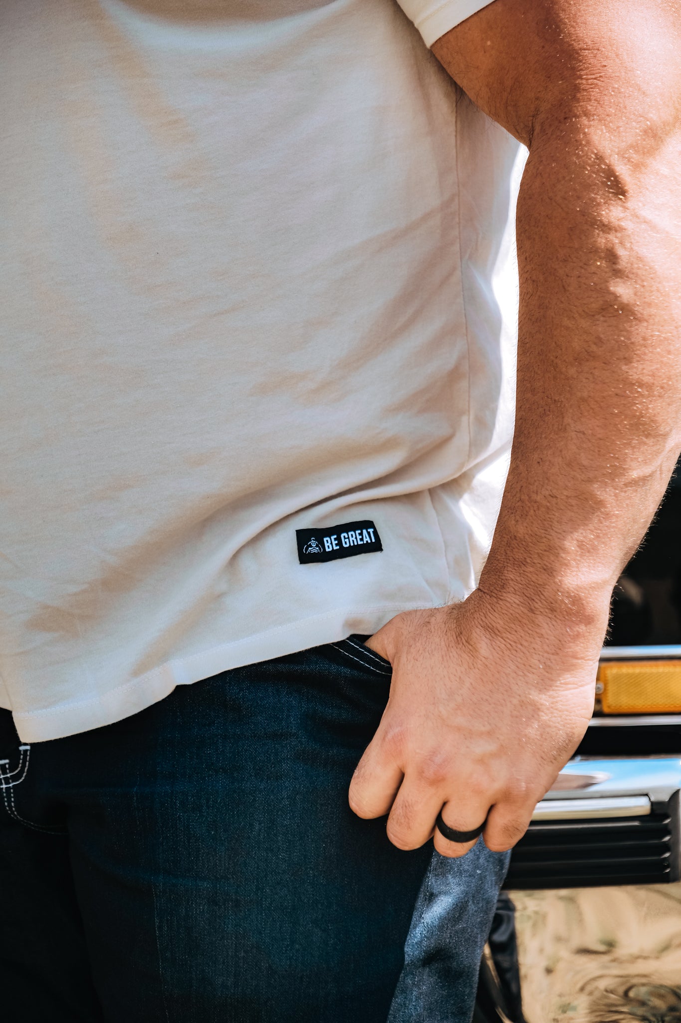 NEUTRAL BE GREAT TAG PLUS T-SHIRT